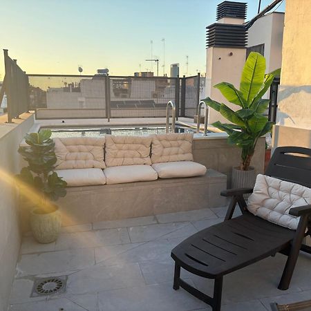 Atico Triana Con Piscina Privada Apartment เซบีญา ภายนอก รูปภาพ
